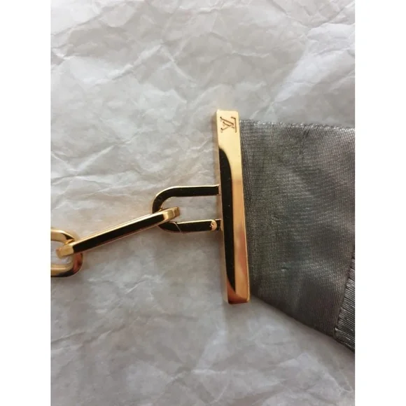 Louis Vuitton Silk necklace.RARE - Picture 4 of 12